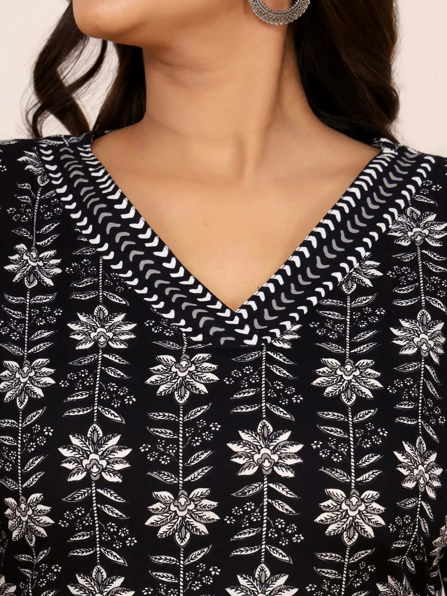 Sanganeri Black & White Floral Print Cotton Top