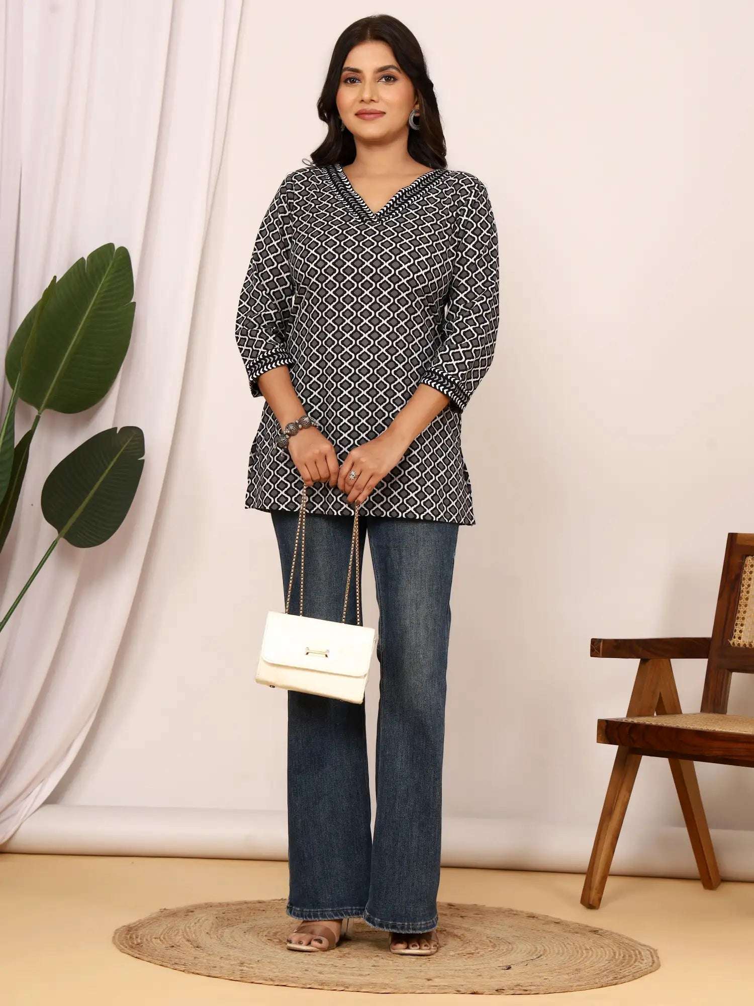 Sanganeri Black & White Geometric Print Cotton Top