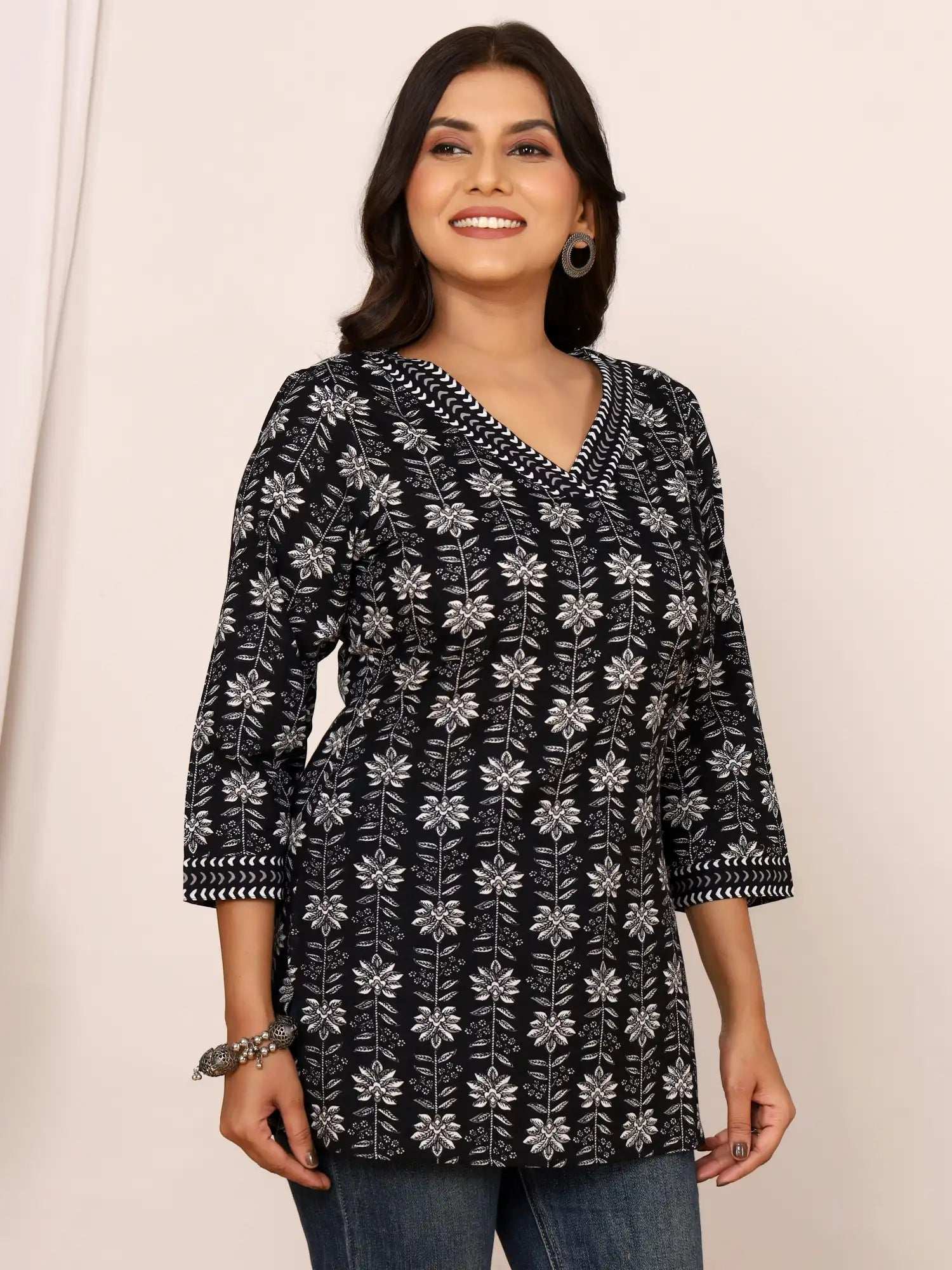 Sanganeri Black & White Floral Print Cotton Top