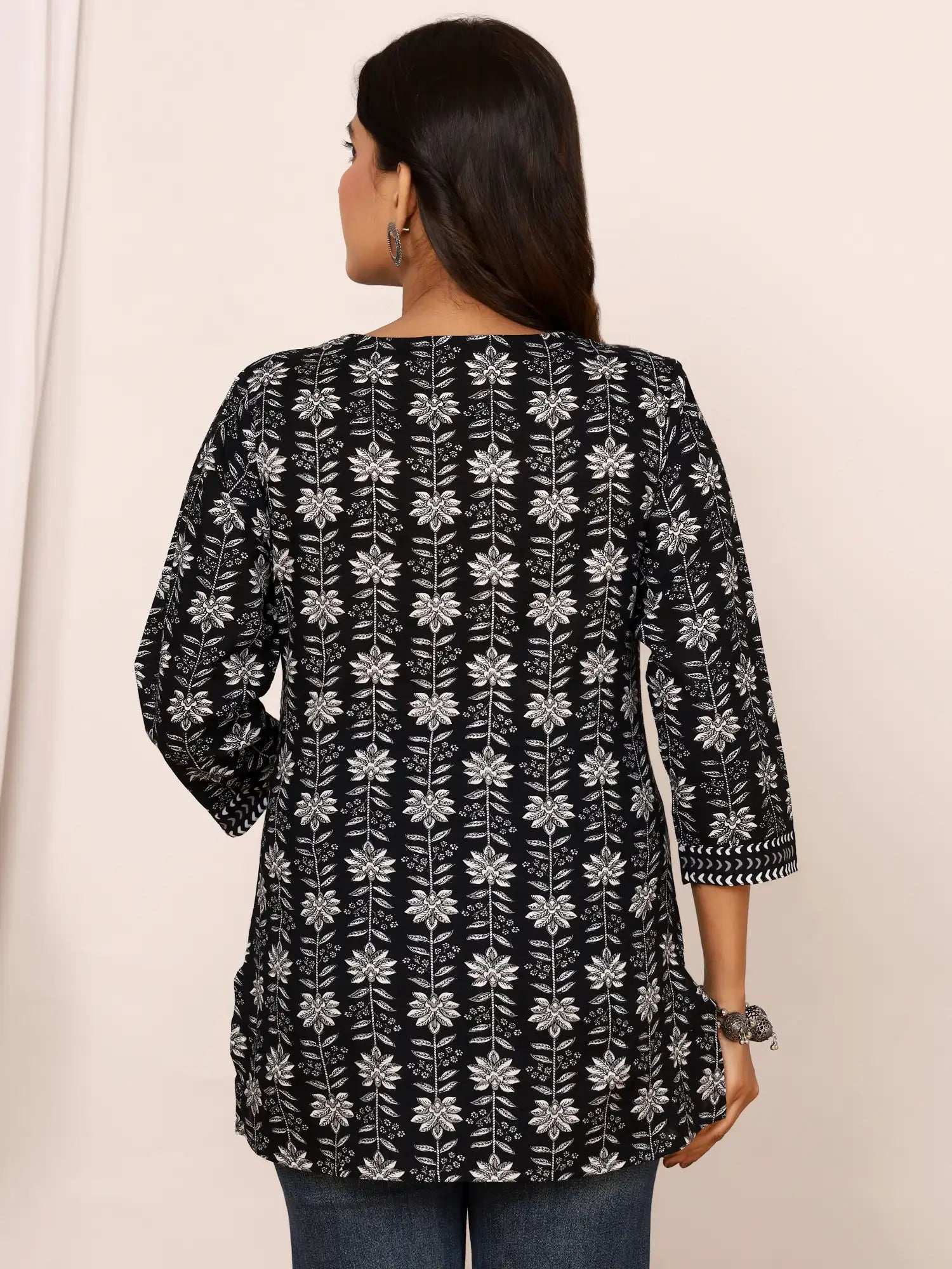 Sanganeri Black & White Floral Print Cotton Top