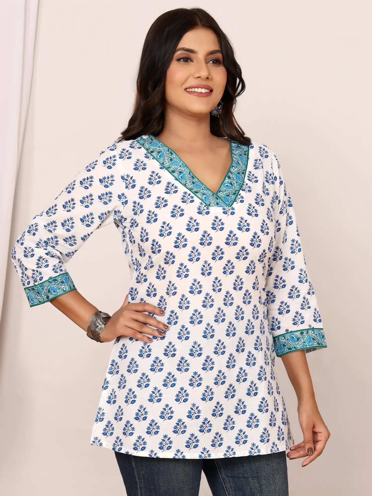 Sanganeri Blue Floral Buti Print Cotton Top
