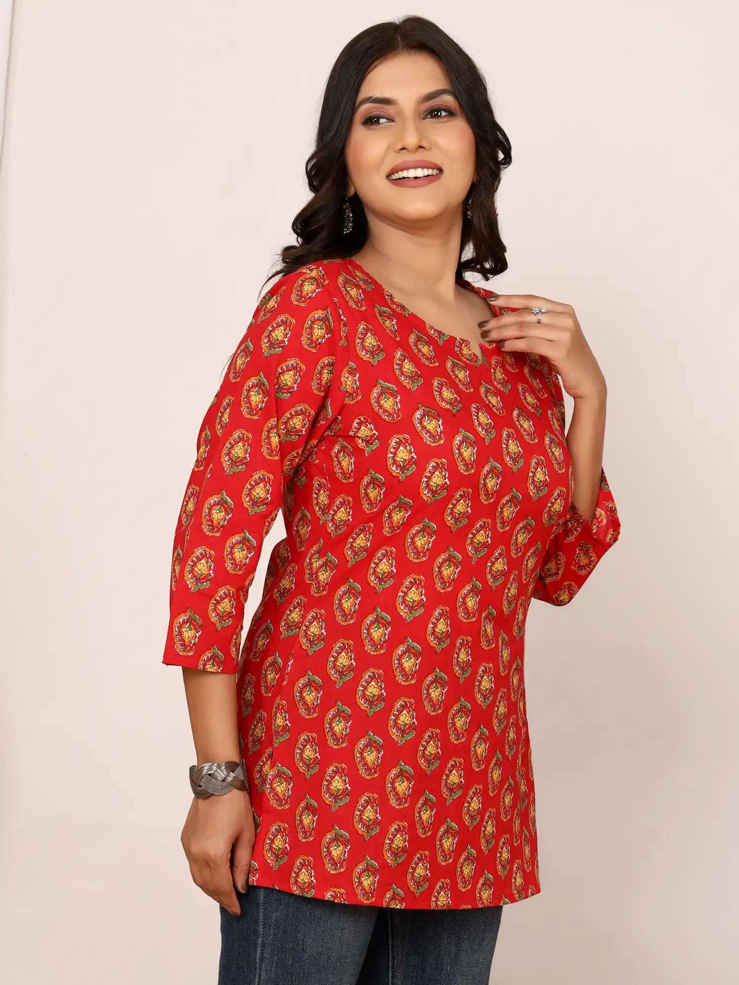 Sanganeri Red Floral Buti Print Cotton Top