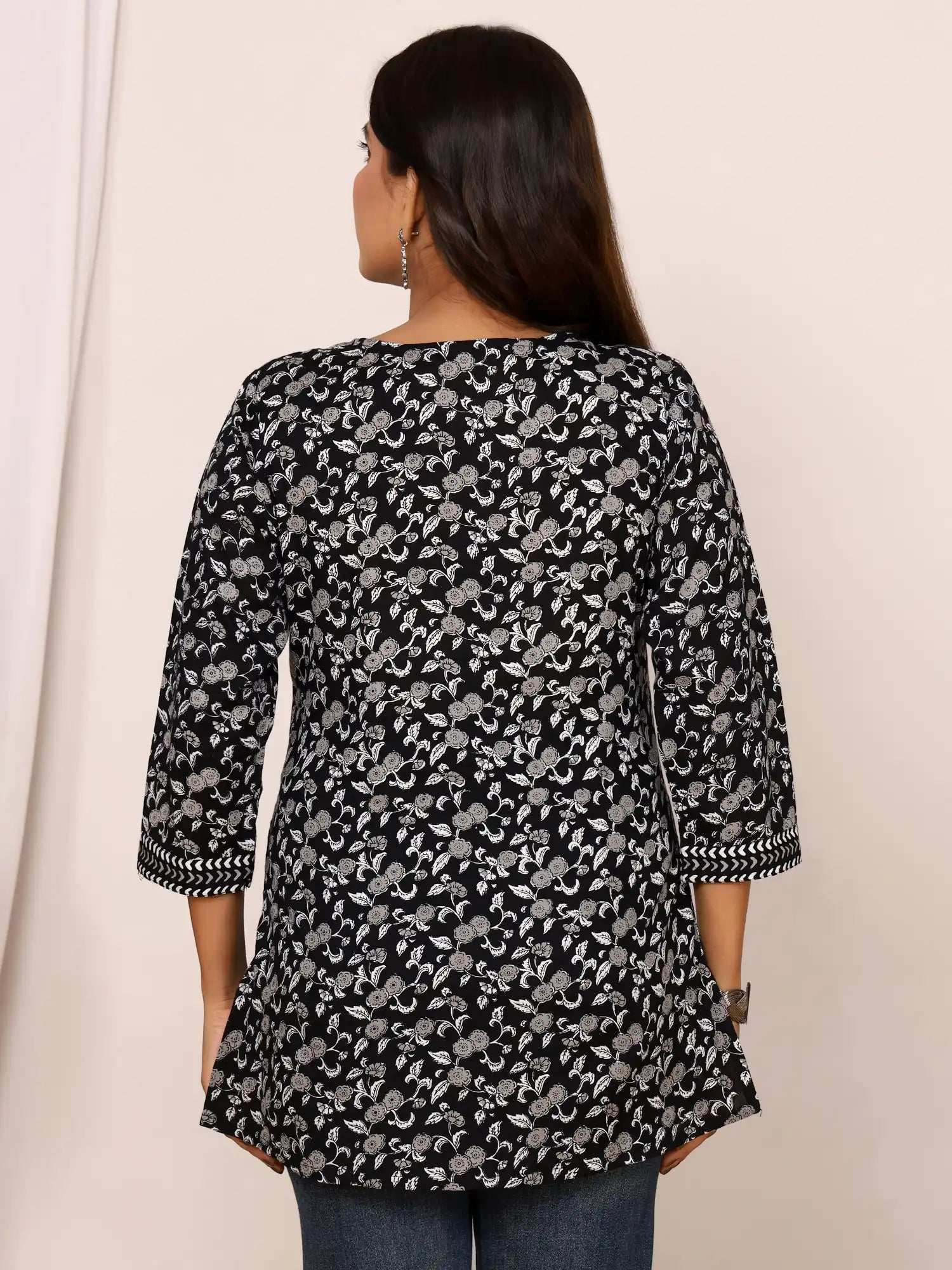 Sanganeri Black & White Floral Cotton Top